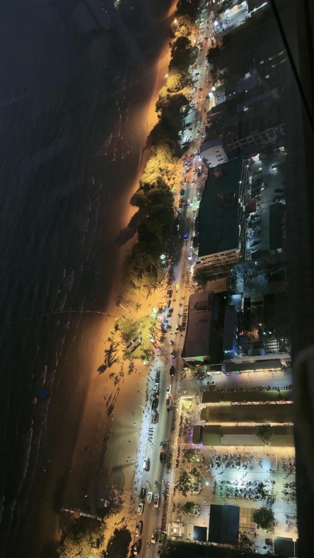 Copacabana Beach Jomtien 科帕卡巴纳海乔木提安海滩毗邻乔木提安夜市 Esterno foto