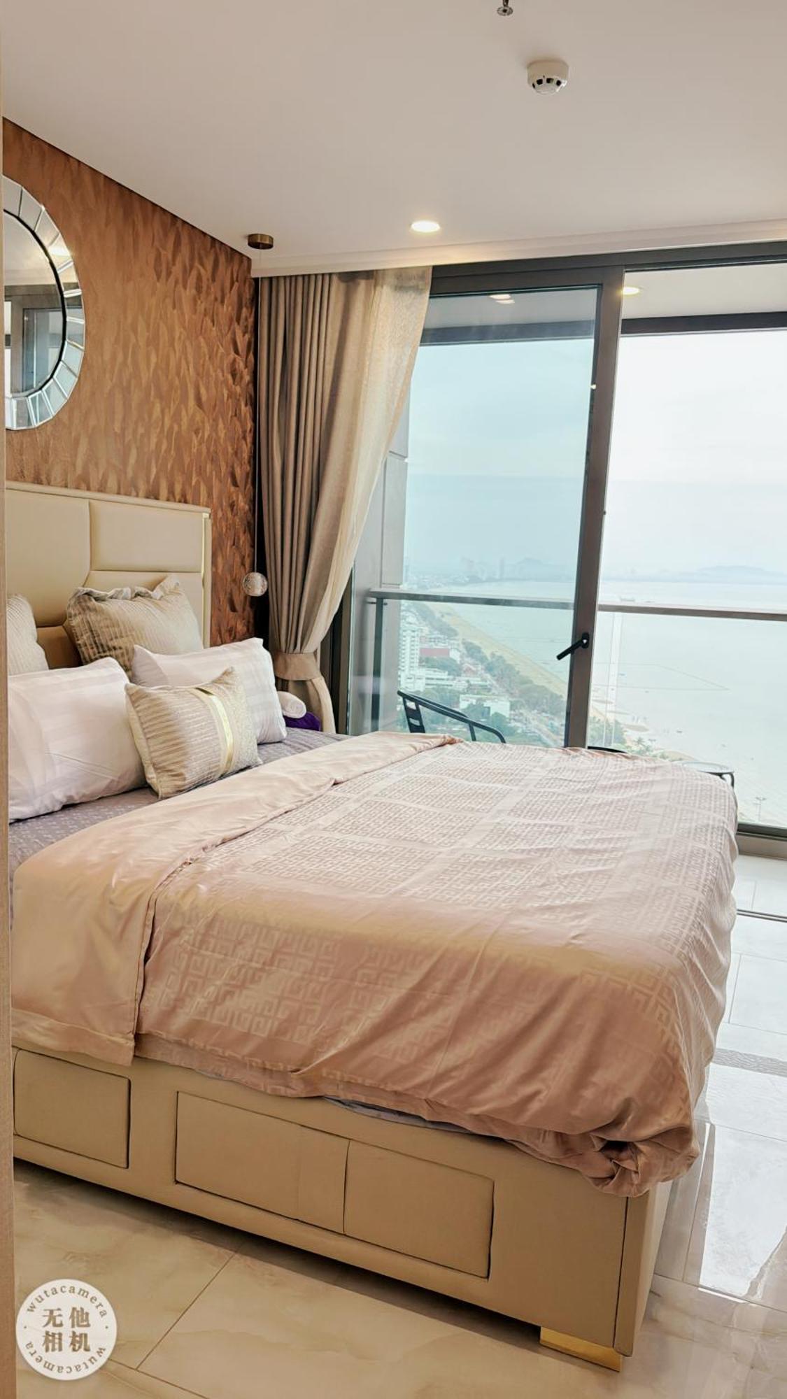 Copacabana Beach Jomtien 科帕卡巴纳海乔木提安海滩毗邻乔木提安夜市 Esterno foto