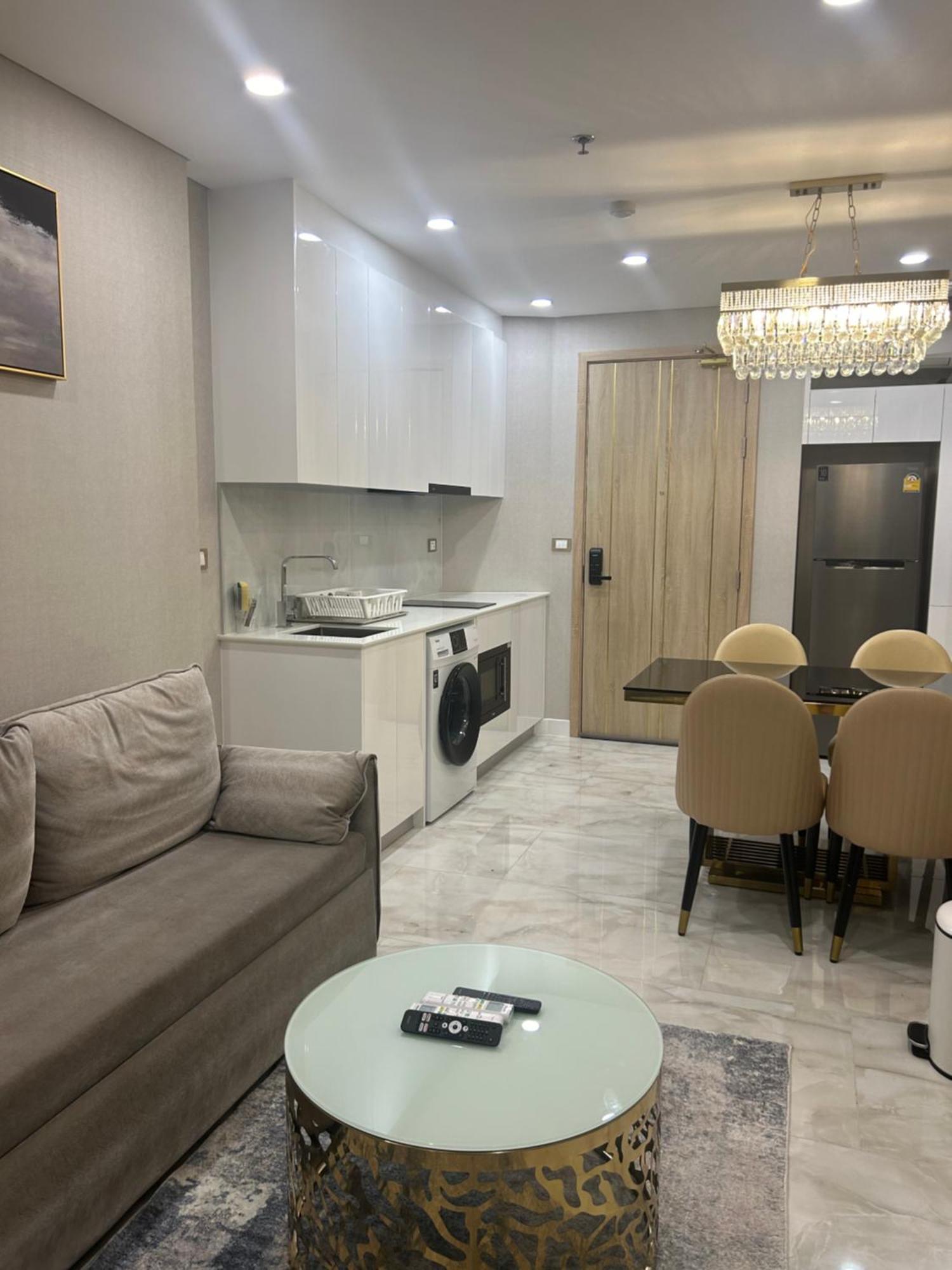 Copacabana Beach Jomtien 科帕卡巴纳海乔木提安海滩毗邻乔木提安夜市 Esterno foto